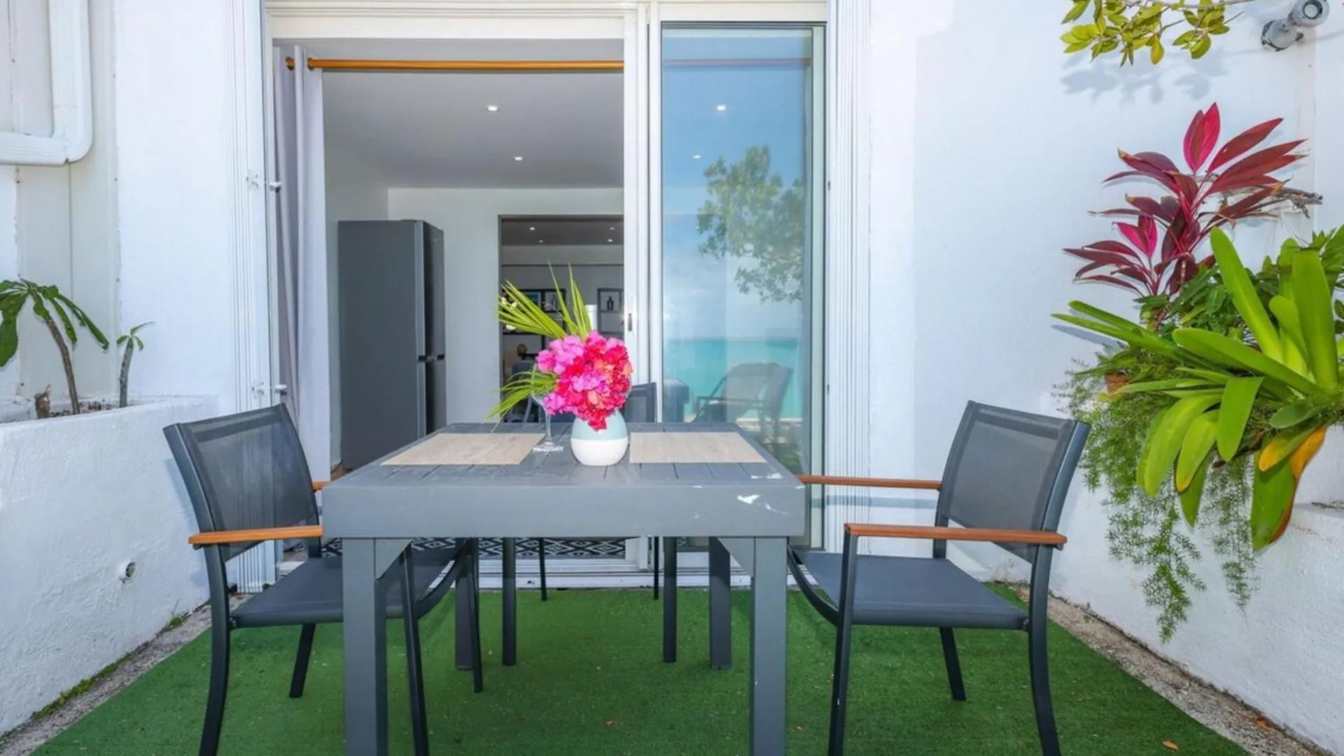 Watalibi - Beachfront Apartment Grand-Case